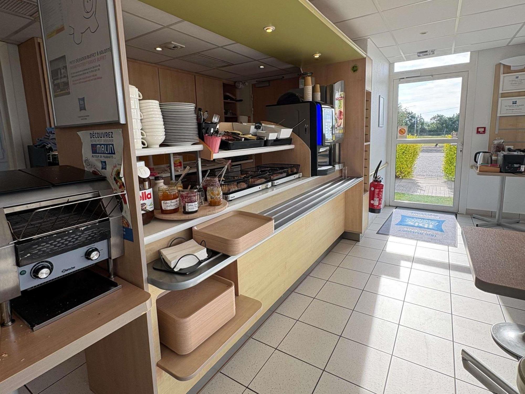 Ibis Budget Ancenis Mésanger Exterior foto